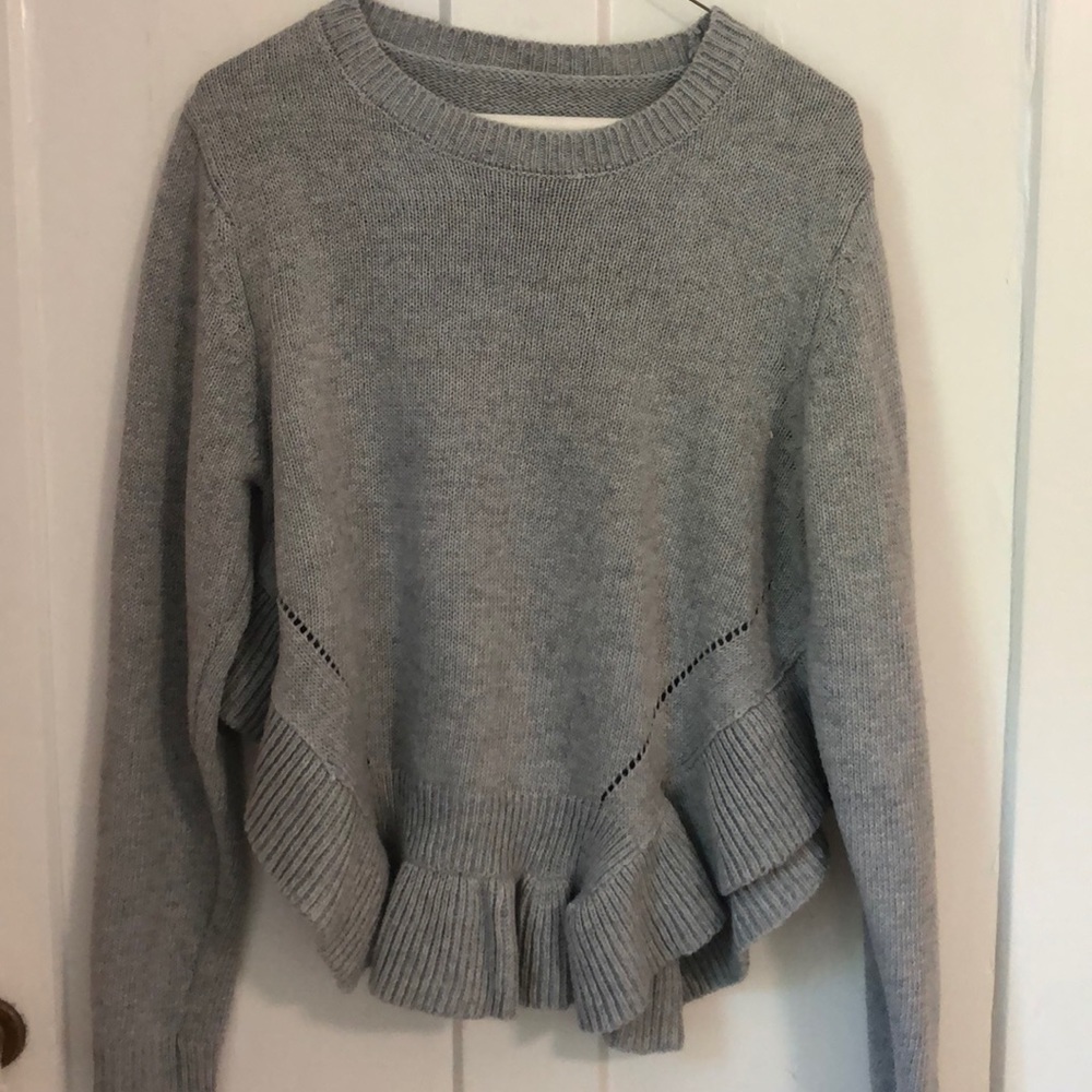 Gray long sleeved sweater!